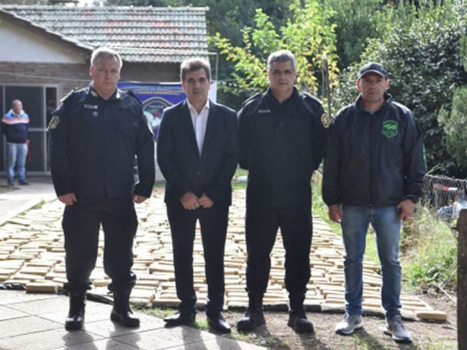 Policiales-San-Antonio-De-Areco-Procedimiento-Antidrogas